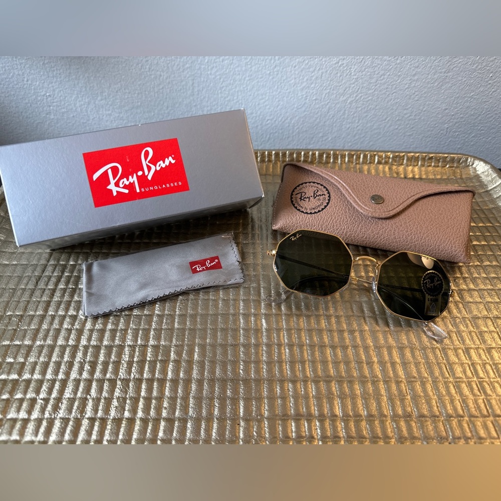 Ray Ban Sunglasses - Picture 5 of 5